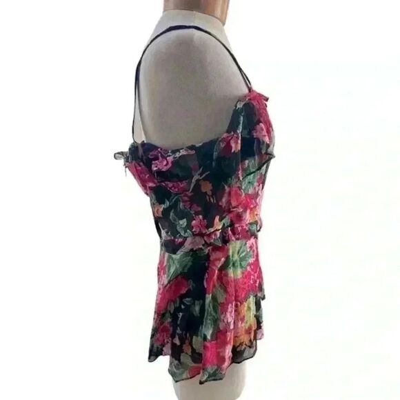 BCBGMAXAZRIA Women chiffon blouse. Off shoulder fitted, asymmetrical. Size M NWT - Picture 5 of 9